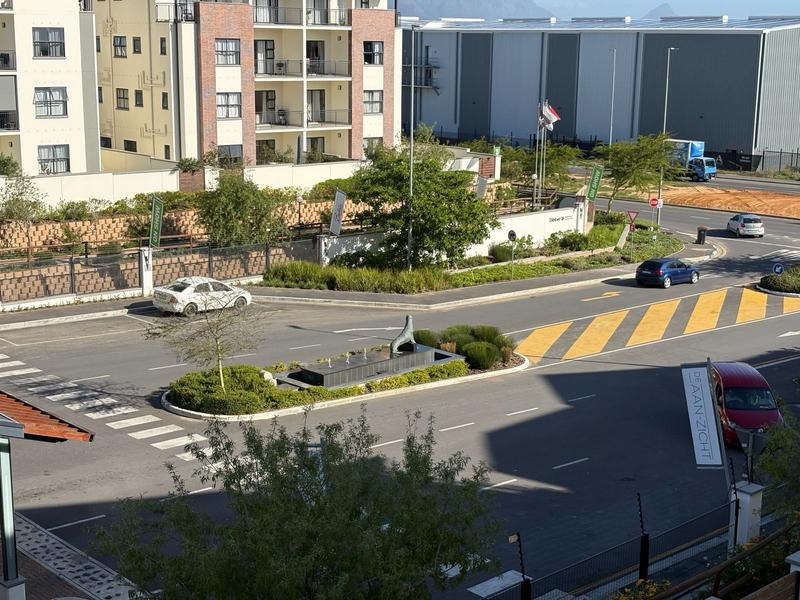 To Let 2 Bedroom Property for Rent in Richwood Western Cape